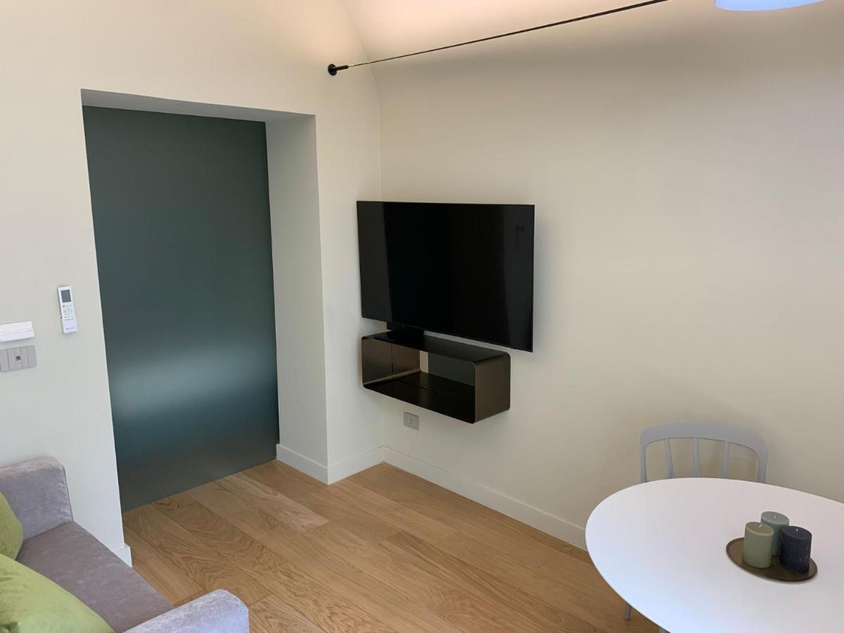 נאפולי Martiri Boutique Apartment מראה חיצוני תמונה