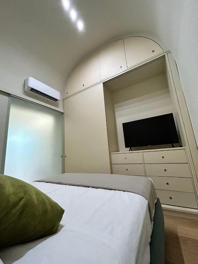 נאפולי Martiri Boutique Apartment מראה חיצוני תמונה