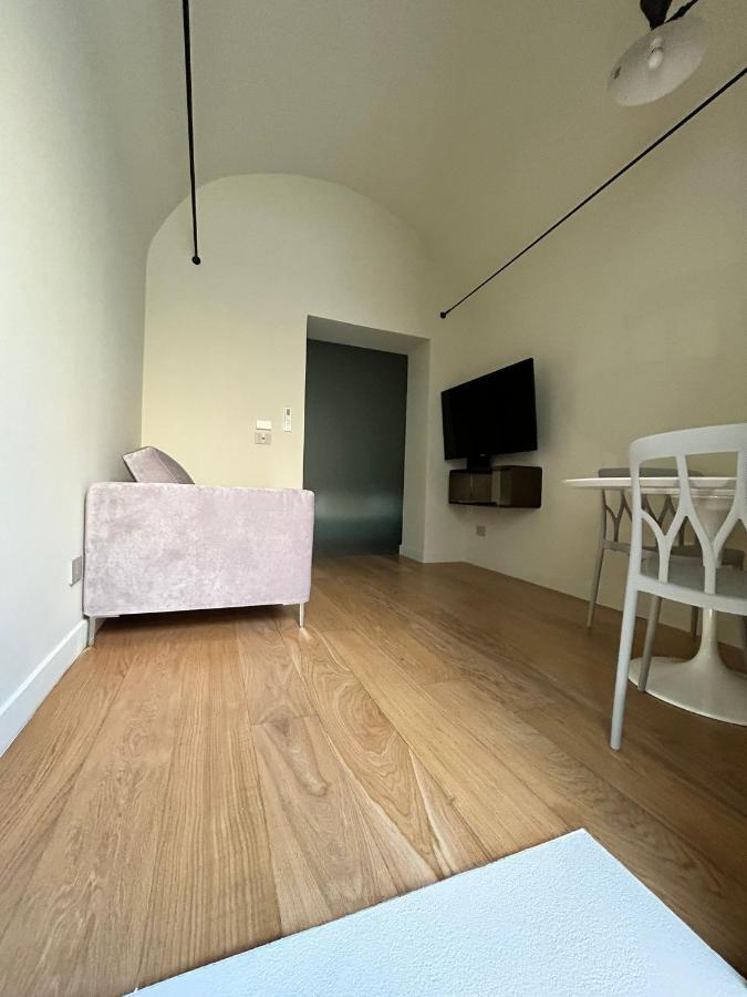 נאפולי Martiri Boutique Apartment מראה חיצוני תמונה